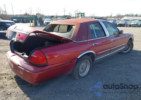2001 Mercury Grand Marquis Gs z USA, uszkodzony, nr VIN 2MEFM74W91X701613